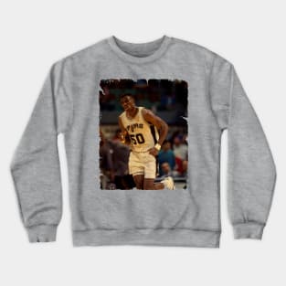 David Robinson - Vintage Design Of Basketball Crewneck Sweatshirt